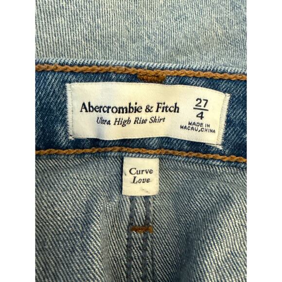 Abercrombie & Fitch Ultra High Rise Mini Jean Skirt Size 27/4 Curve Love Denim - Picture 5 of 6
